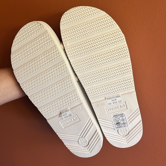 White Hunter slides - Picture 3 of 4